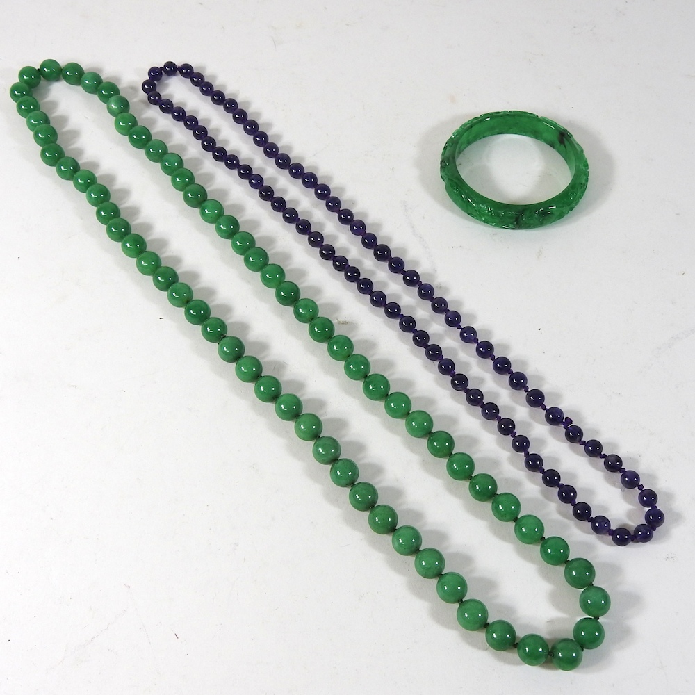 A modern jade coloured hardstone bead necklace,
