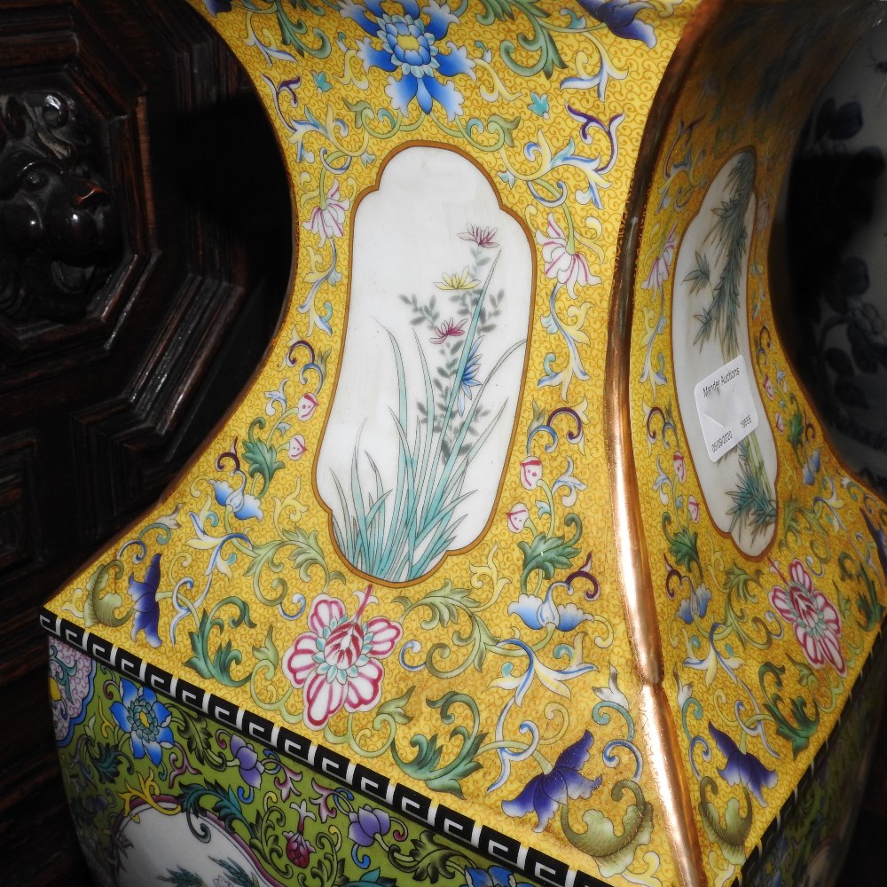 A modern Chinese porcelain vase, decorated with birds and flowers, - Image 4 of 8