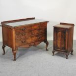 An early 20th century swing frame dressing chest, 117cm,