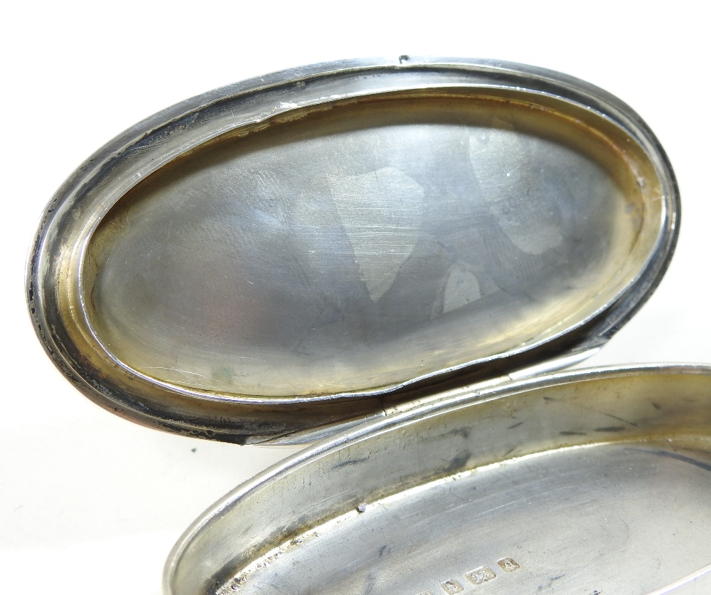 An Edwardian silver and enamelled snuff box, of oval shape, - Image 9 of 11