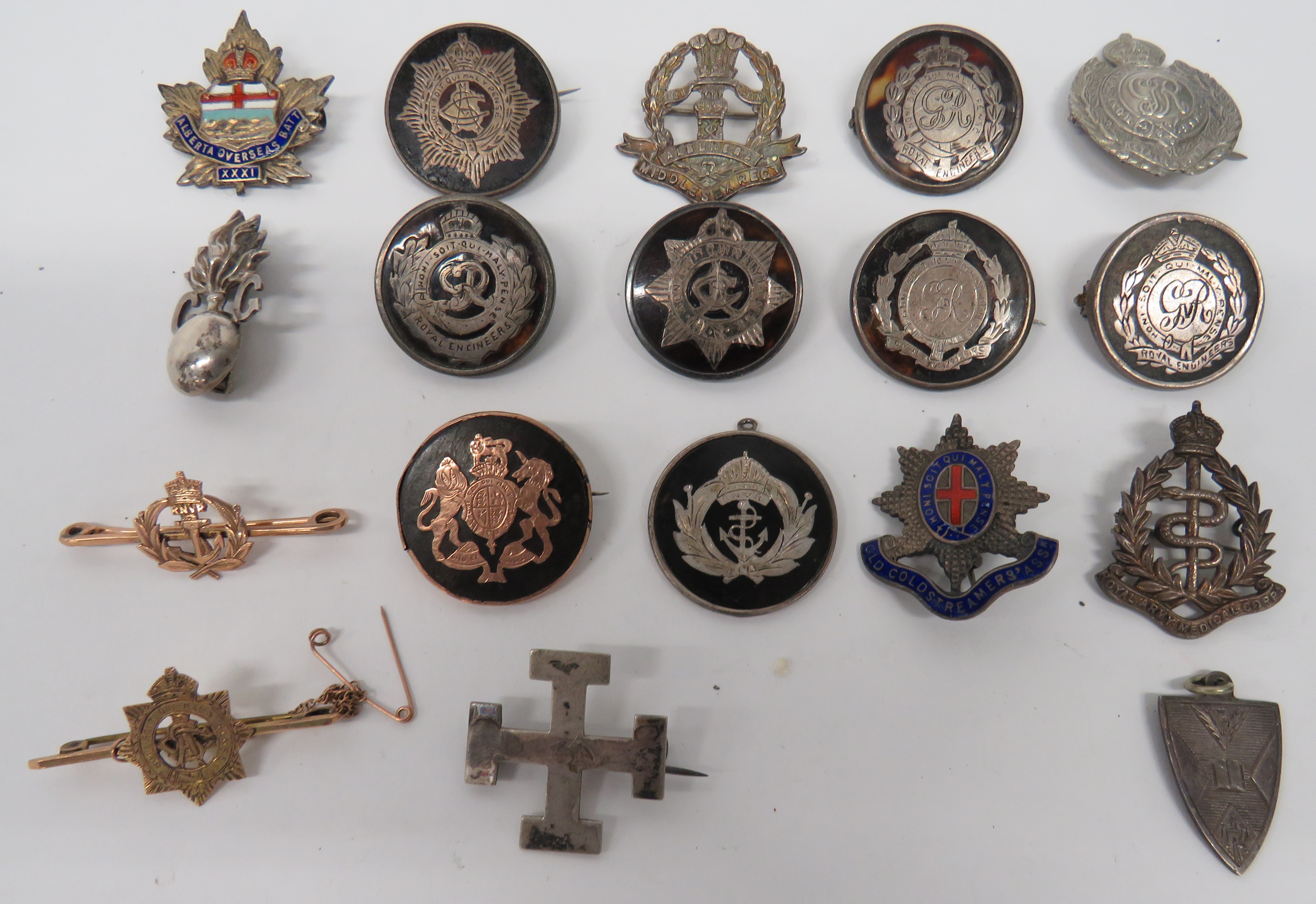 Selection of Military Sweetheart Badges Including Gold Examples including 9 ct. RNVR ... 9 ct. KC