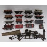 Good Selection of 0 Gauge Clockwork Trains, Carriages and Track produced by Hornby including