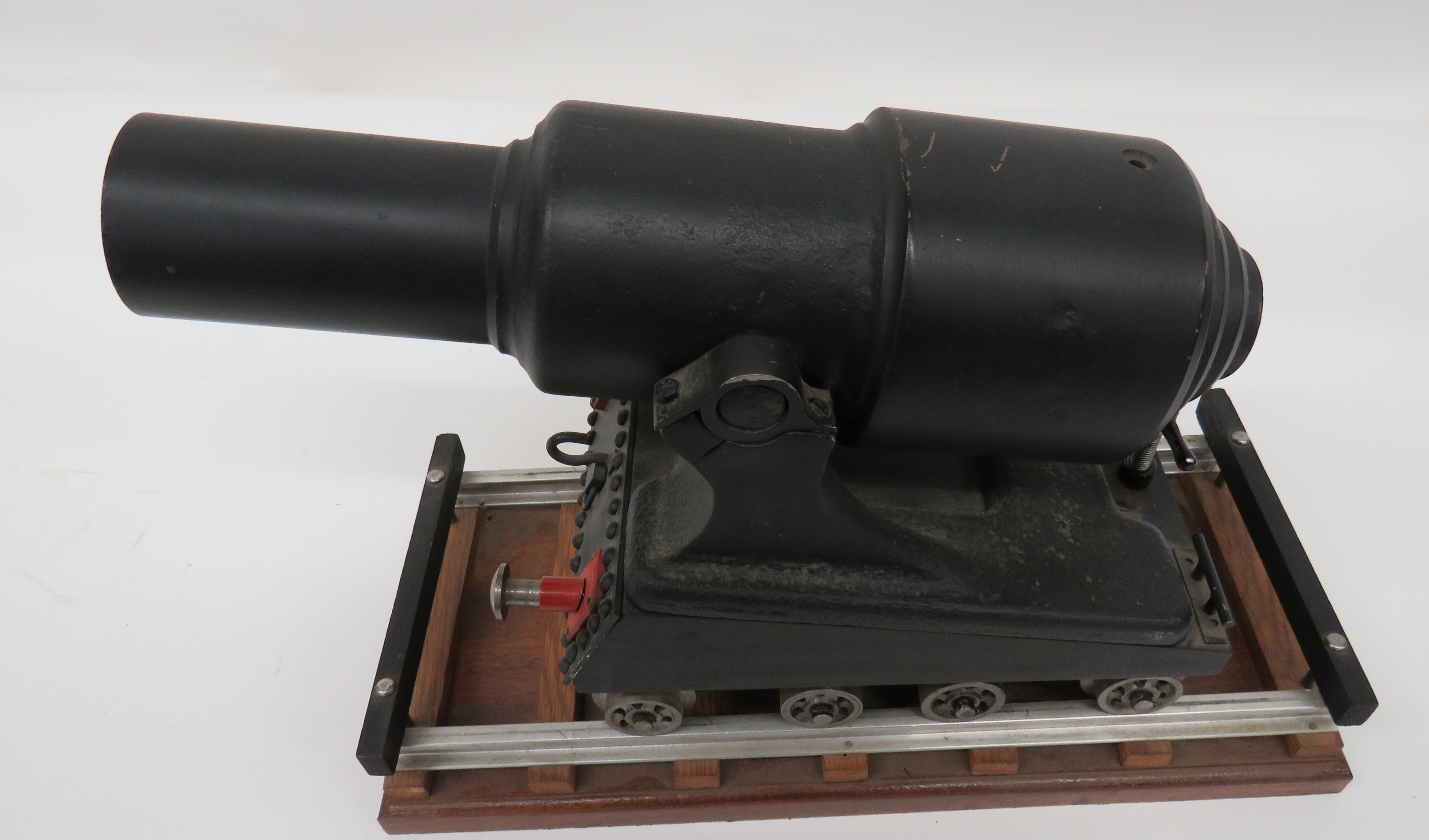 Early 20th Century Scale Model of An Armstrong Track Mounted Cannon - Image 2 of 3