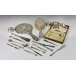 A quantity of silver collectables, comprising of a silver mounted perpetual calendar by W J