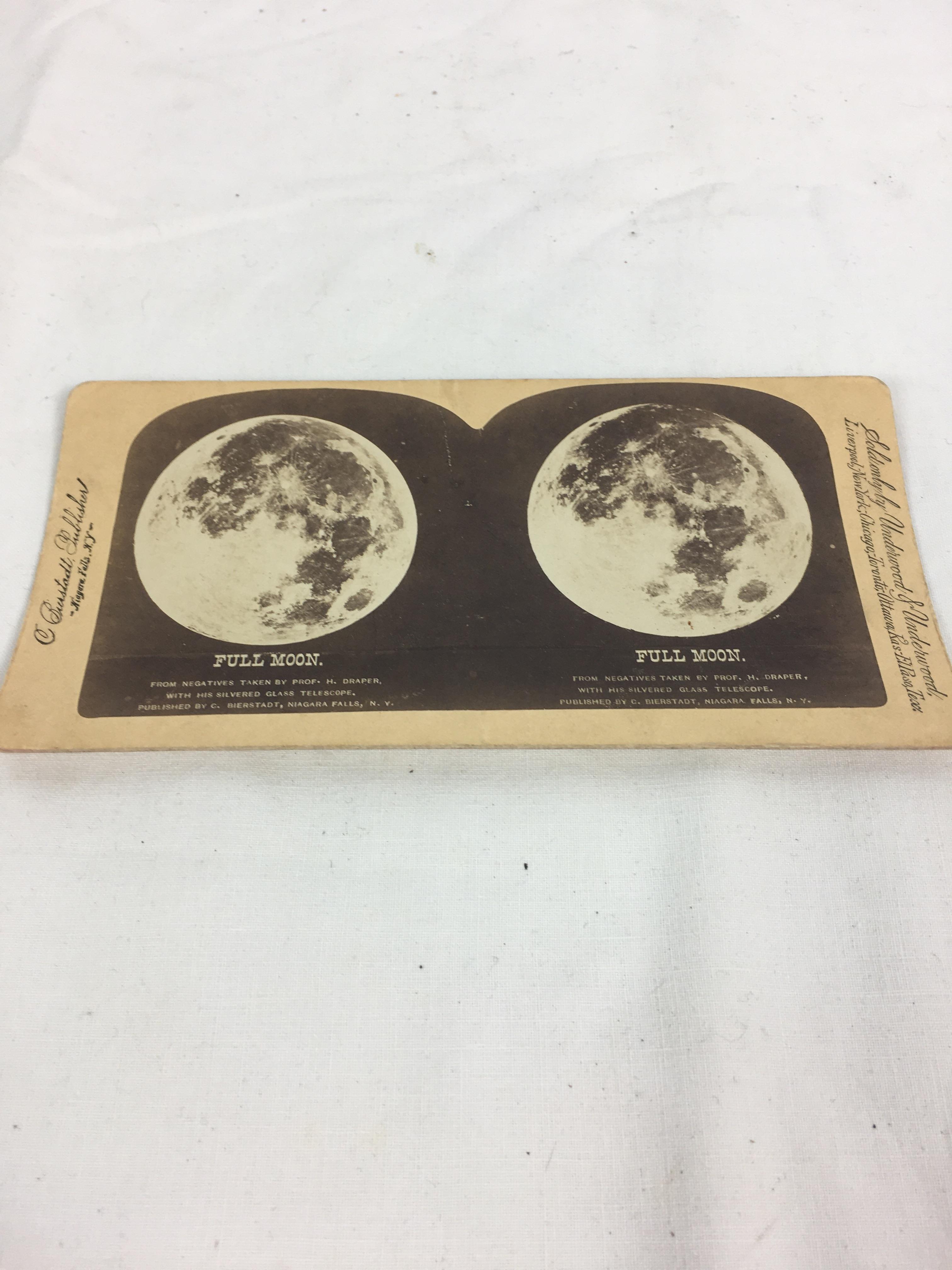 A stereoscopic viewer and quantity of cards, to include many comical scenes comprising of five by - Image 6 of 11
