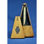 A Metronome de Maelzel, early 20th century. 23cm high.