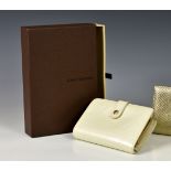 A Louis Vuitton Vernis French Purse or Wallet, in monogrammed pearlescent ivory patent leather, with