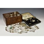 A collection of silver smalls, comprising of a small toast rack, Martin Hall & Co Ltd, Sheffield,
