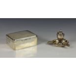 An unusual Edward VII silver combination table lighter and ashtray, Robert Pringle & Sons,