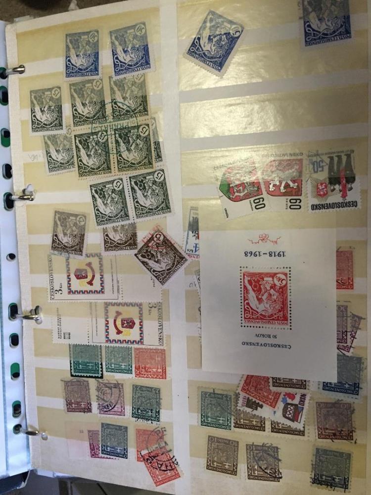 STAMPS Mixed box of folders with world stamps including some reasonable France, - Image 4 of 4