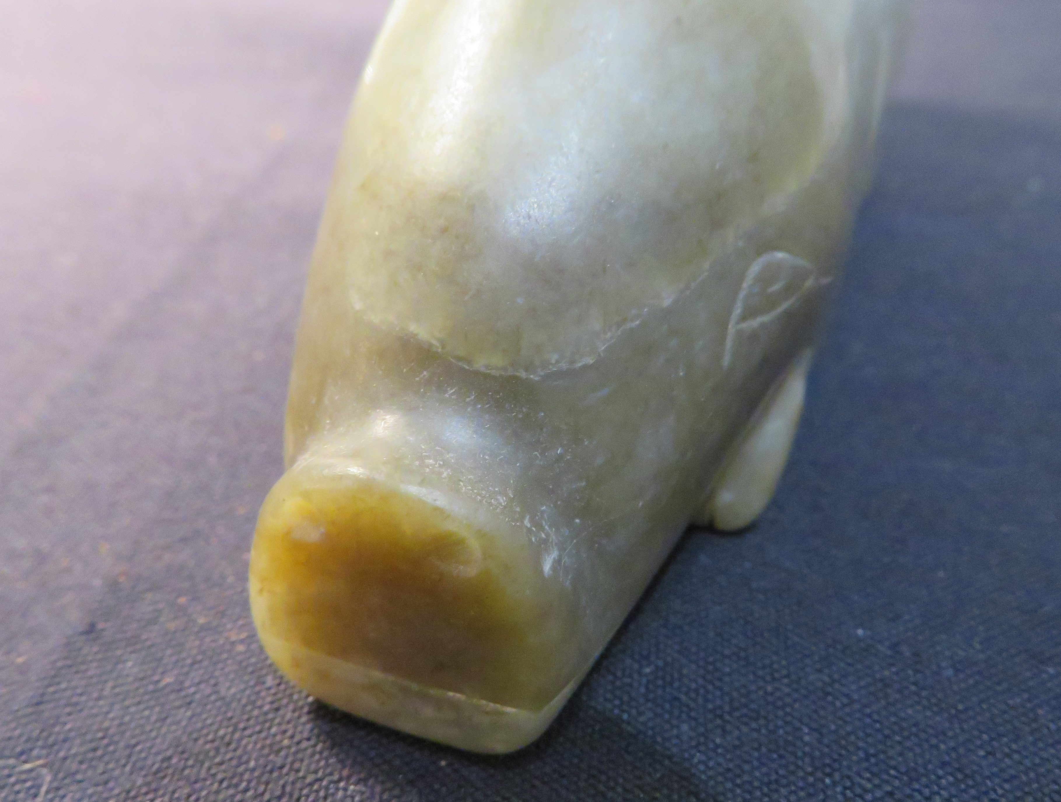 A CHINESE ARCHAISTIC JADE PIG - Image 8 of 8