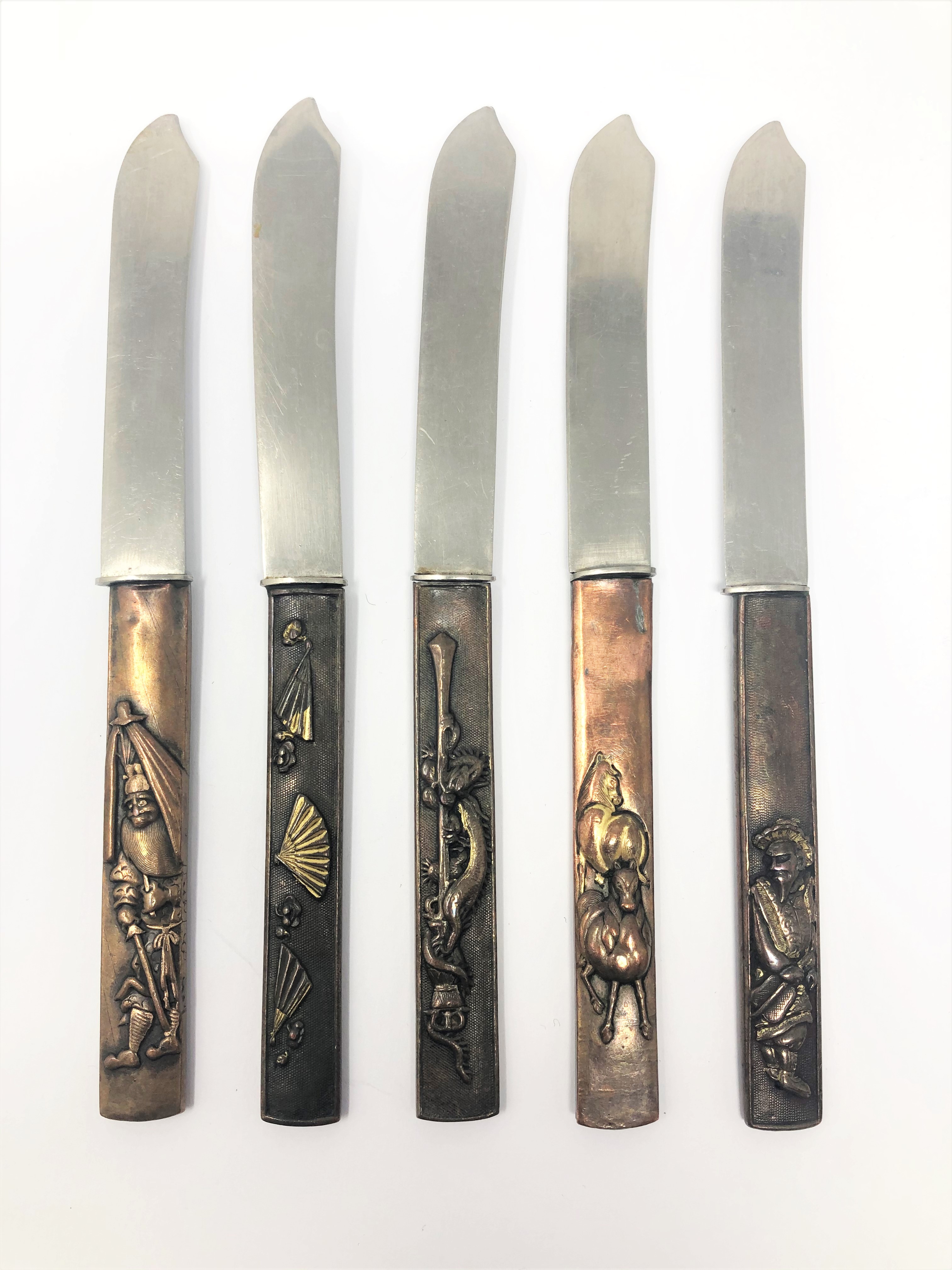 A MATCHED SET OF FIVE JAPANESE KOZUKA HANDLED KNIVES, MEIJI PERIOD (1868-1912)