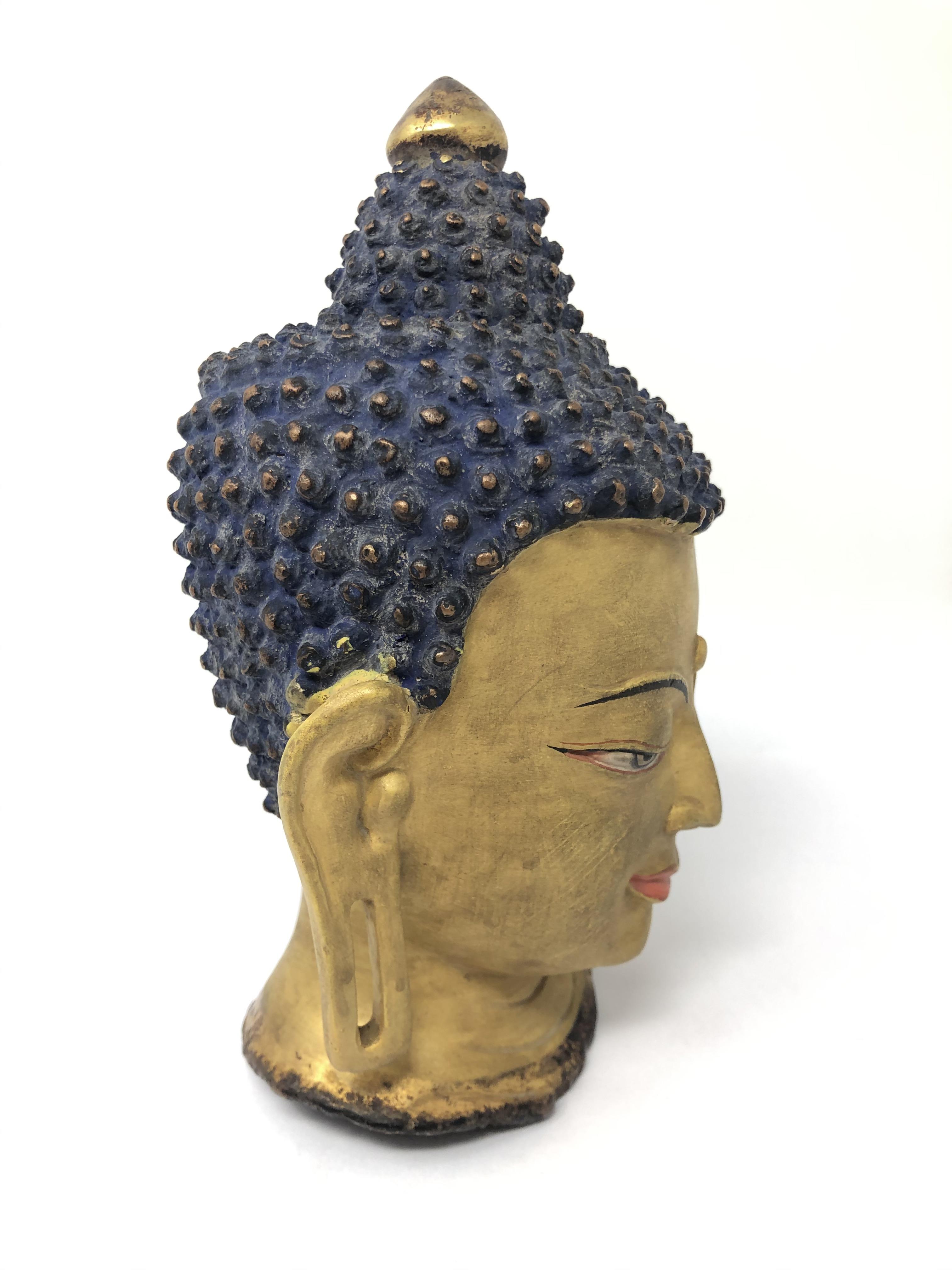 A BRONZE GILT-BRONZE HEAD OF BUDDHA, TIBET, 19TH CENTURY - Image 2 of 6