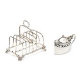 A GEORGE IV SILVER TOAST RACK, MAKER~S MARK J?, LONDON, 1827