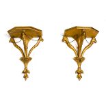 □ A PAIR OF 'GOUT TURC' GILTWOOD WALL BRACKETS, FRENCH, CIRCA 1800