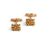 PAIR OF GOLD CUFFLINKS, PROBABLY ALAN MARTIN GARD, LONDON, 1969