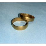 Two 22 carat gold wedding rings, 5.2 gm