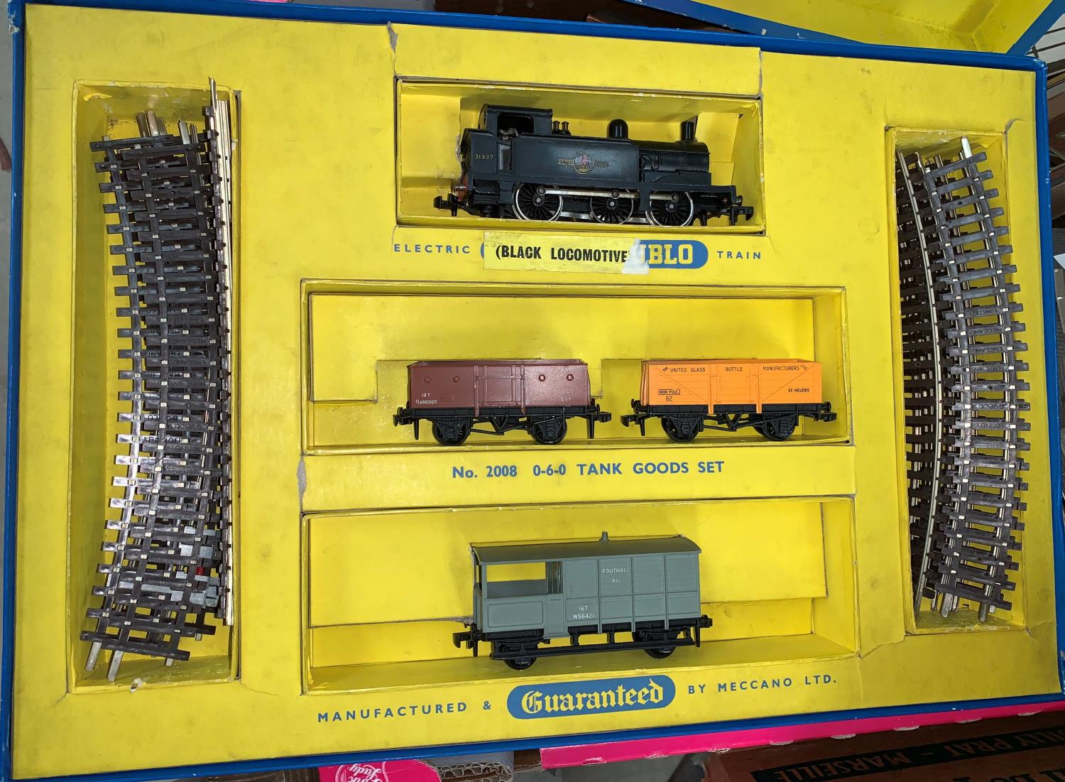 A Hornby Dublo 2008 0-6-0 tank goods set in original box (incomplete); model railway accessories and - Image 2 of 3