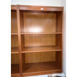 A mid 20th century teak bookcase, height 123 cm, length 75 cm