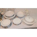 A Royal Doulton part dinner service "Simplicity" H5112, 35 pieces approx