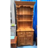 A small pine Welsh dresser w 76cm