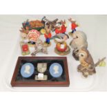 A Royal Doulton 5 piece Bunnykins band and other animal figures