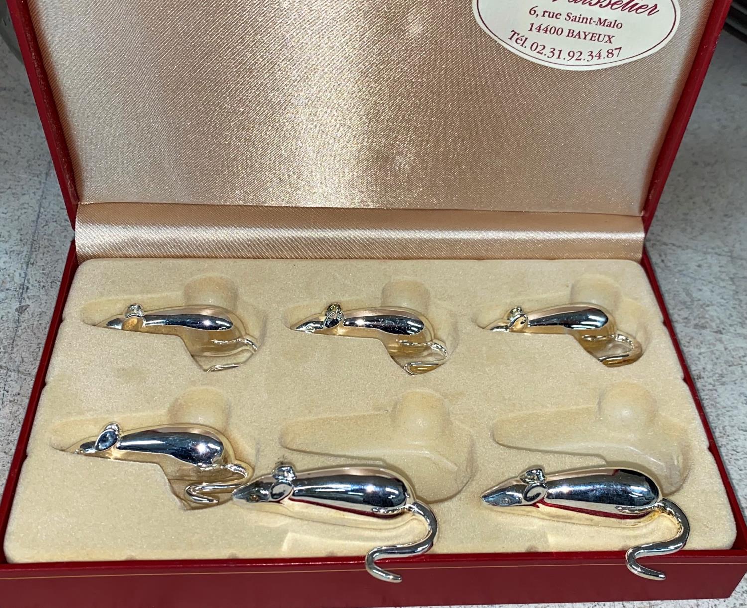 A set of 6 French knife rests in the form of mice, original box