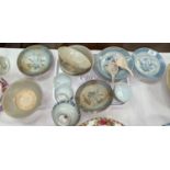 TEK SING CARGO- 7 small blue and white dishes, 4 blue and white bowls and 6 plain small bowls,