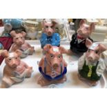 A Wade NatWest Bank 6-piece pig money box set, mother father son daughter and 2 babies
