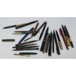 A quantity of vintage pens (mostly a.f.)