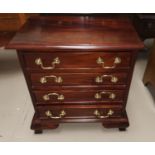 A mahogany 4 height dwarf chest of drawers