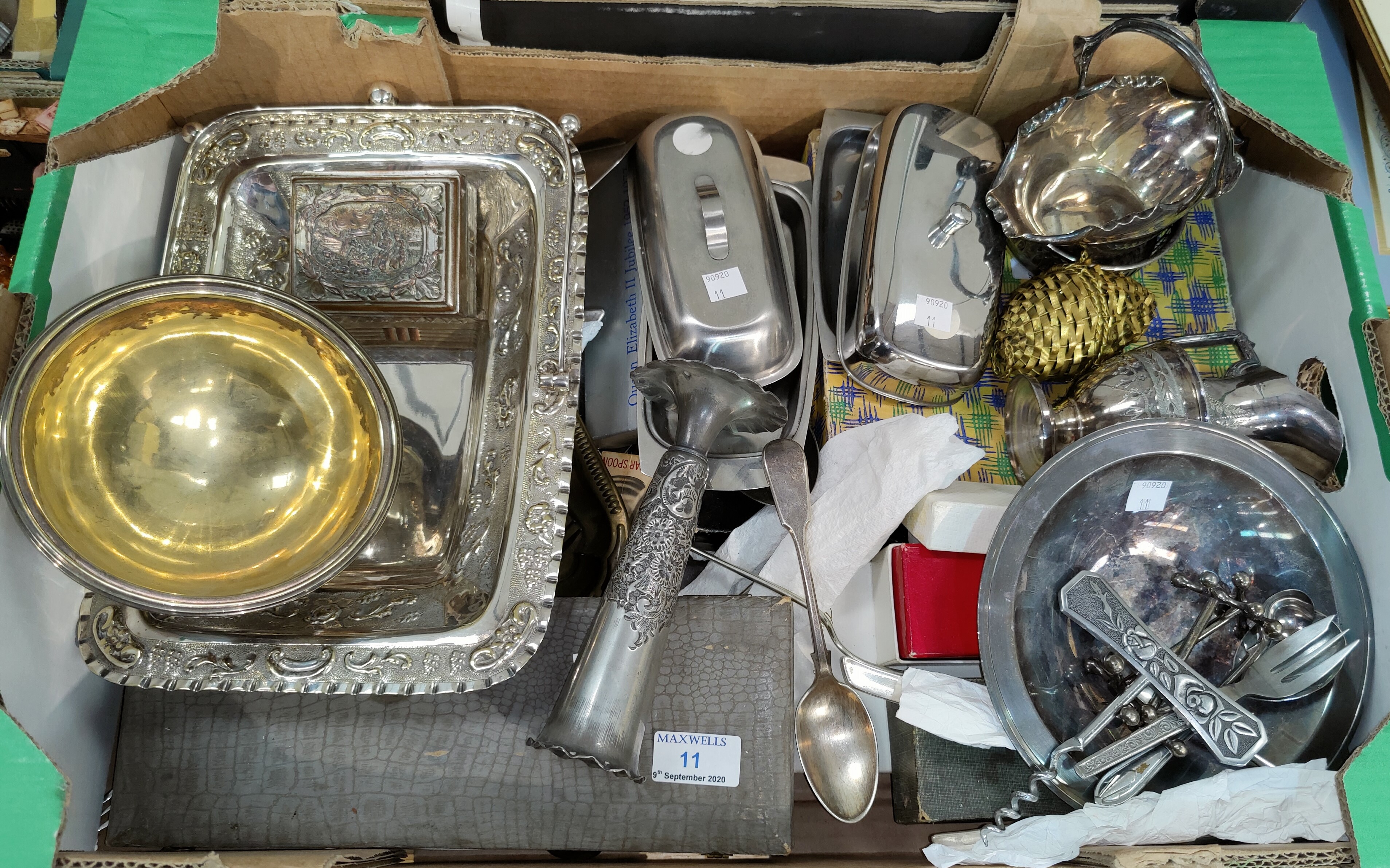 A selection of silver plate, cutlery and stainless steel