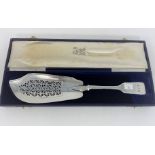 A hallmarked silver pierced fish slice, inscribed, cased, London 1839, 5 oz