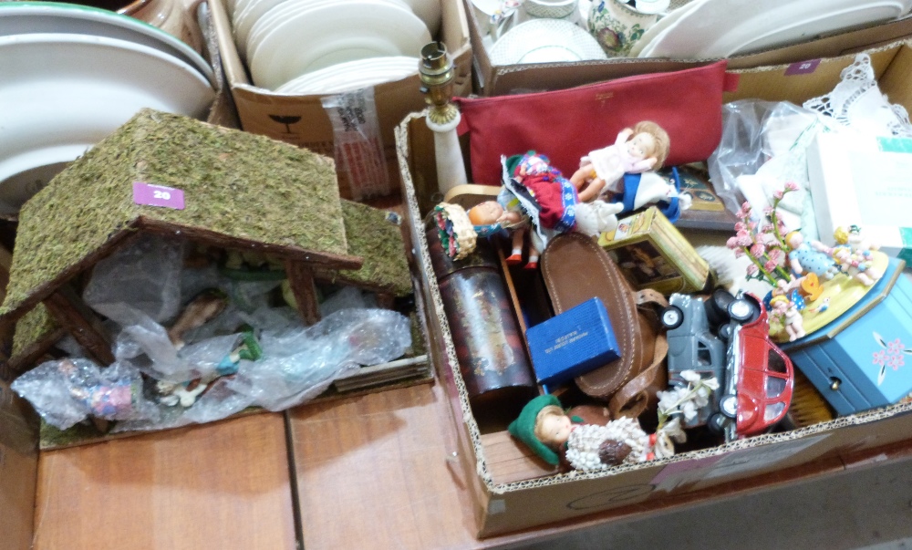 A box of sundries, together with a nativity stable