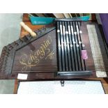 A Schengrin autoharp