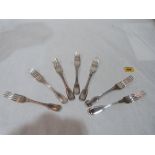 Seven fiddle pattern silver dinner forks London 1813, 17ozs 17dwts
