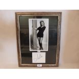 Popular Culture. Lulu. A photograph and signed card