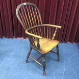 A 19TH CENTURY OAK HIGH BACK WINDSOR CHAIR