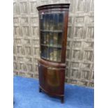 A LATE 19TH CENTURY MAHOGANY CORNER DISPLAY CABINET