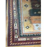 A 20TH CENTURY RUG