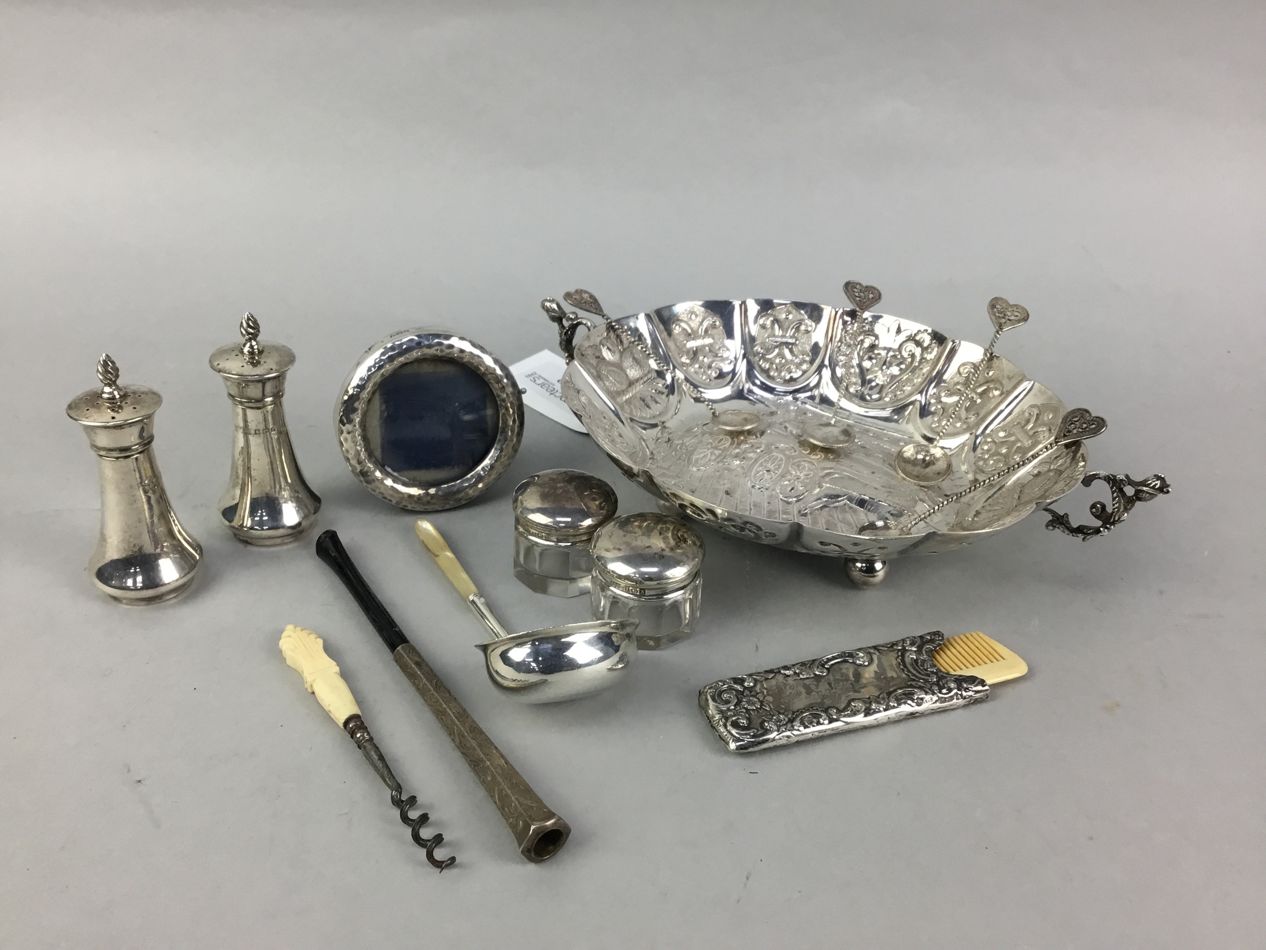 A LOT OF SILVER AND PLATED ITEMS