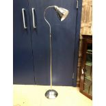 A MODERN CHROME FLOOR STANDING LAMP