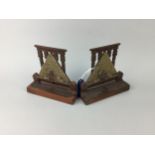 A PAIR OF ART DECO EGYPTIAN REVIVAL BOOKENDS