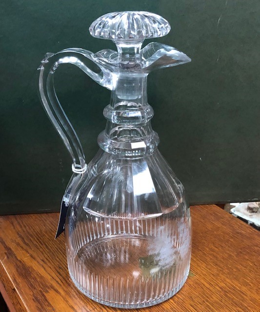 AN EARLY 19TH CENTURY CLARET JUG