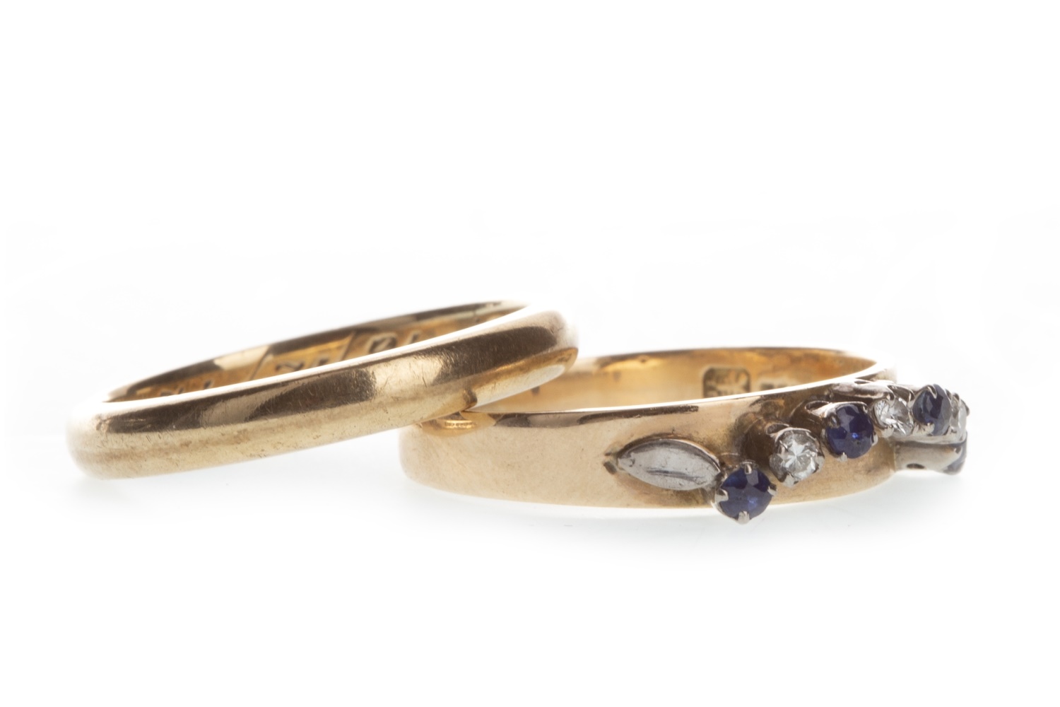 TWO GOLD RINGS - Image 2 of 3