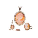 A CAMEO NECKLACE, RING AND PAIR OF EARRINGS