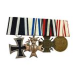 A GROUP OF FOUR GERMAN WWI MEDALS