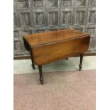 A VICTORIAN MAHOGANY PEMBROKE TEA TABLE