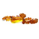 A VERY RARE AMBER NECKLACE