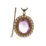 AN AMETHYST AND PEARL PENDANT